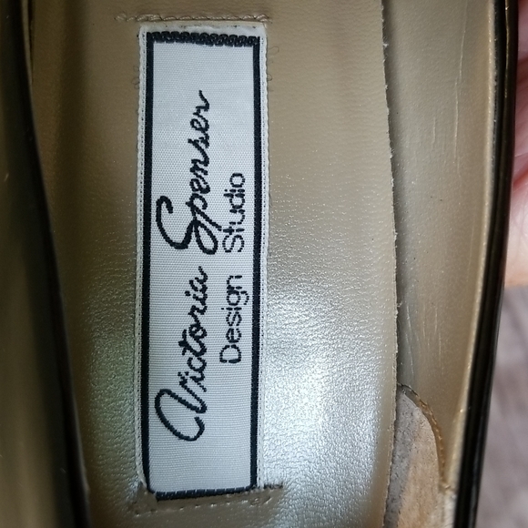 Patent leather heels - Picture 6 of 6